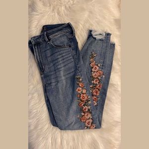 Abercrombie High Rise Ankle Jeans